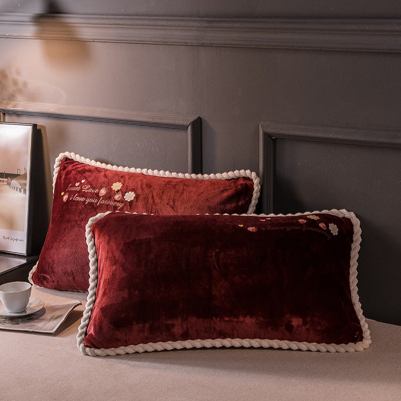 Amorgos Fine Velvet Pillowcase